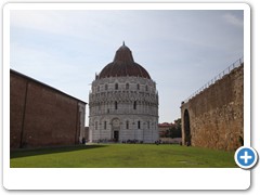 0446_Pisa_Stadtmauer