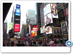 0825_New_York_Times_Square