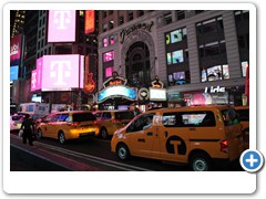 0831_New_York_Times_Square