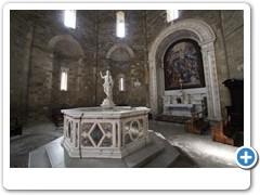 0558_Volterra_Babtistery_San_Giovanni