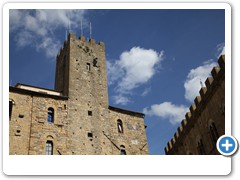 0570_Volterra_Piazza_dei_Priori